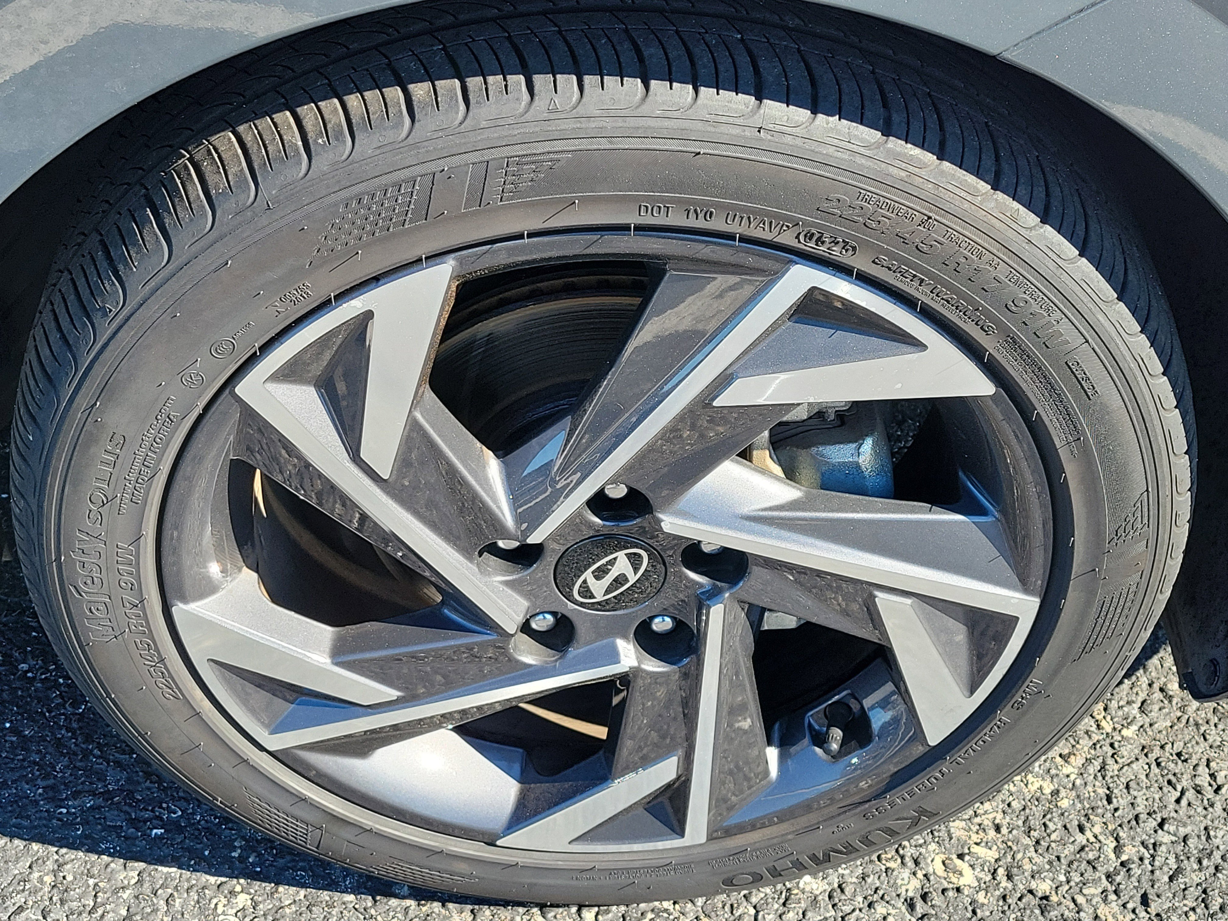 Used 2025 Hyundai Elantra Sport image 8