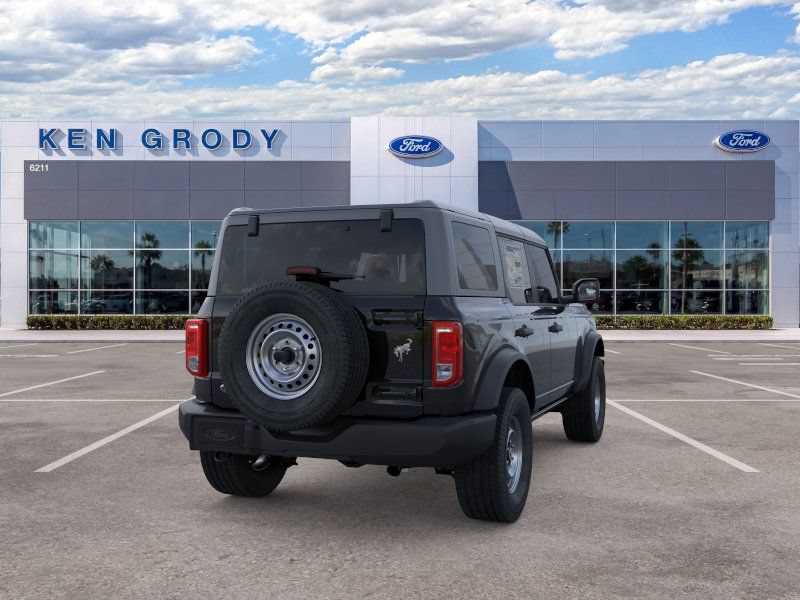 New 2026 Ford Bronco 4-Door AWD/4WD image 8