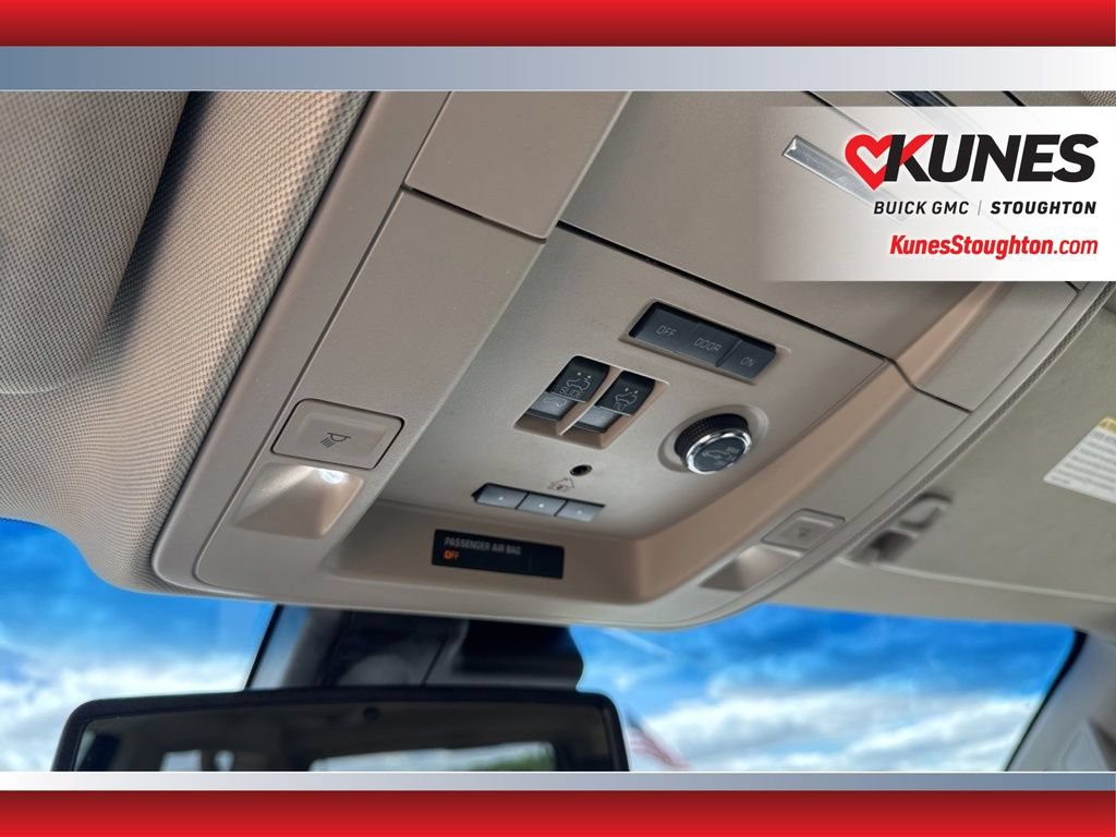 Used 2019 Chevrolet Suburban LT AWD/4WD image 38