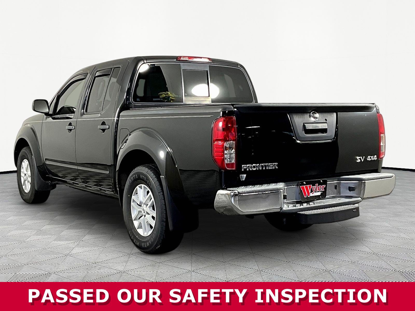 Used 2019 Nissan Frontier SV AWD/4WD image 4