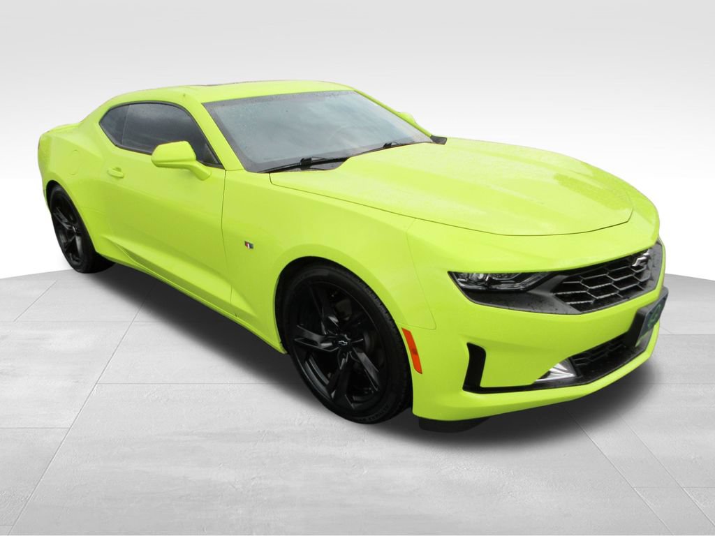 Certified 2020 Chevrolet Camaro LT w/ RS Package RWD image 7