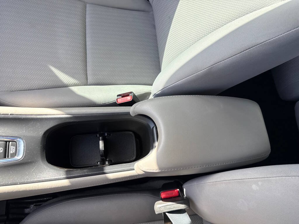 Used 2016 Honda HR-V LX image 18