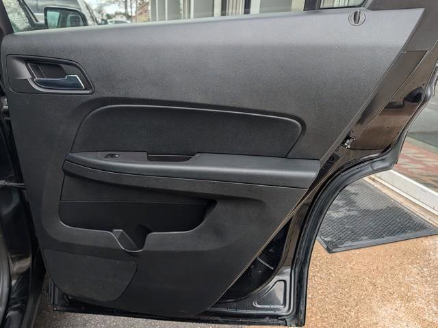 Used 2017 GMC Terrain SLT w/ Open Road Package image 16