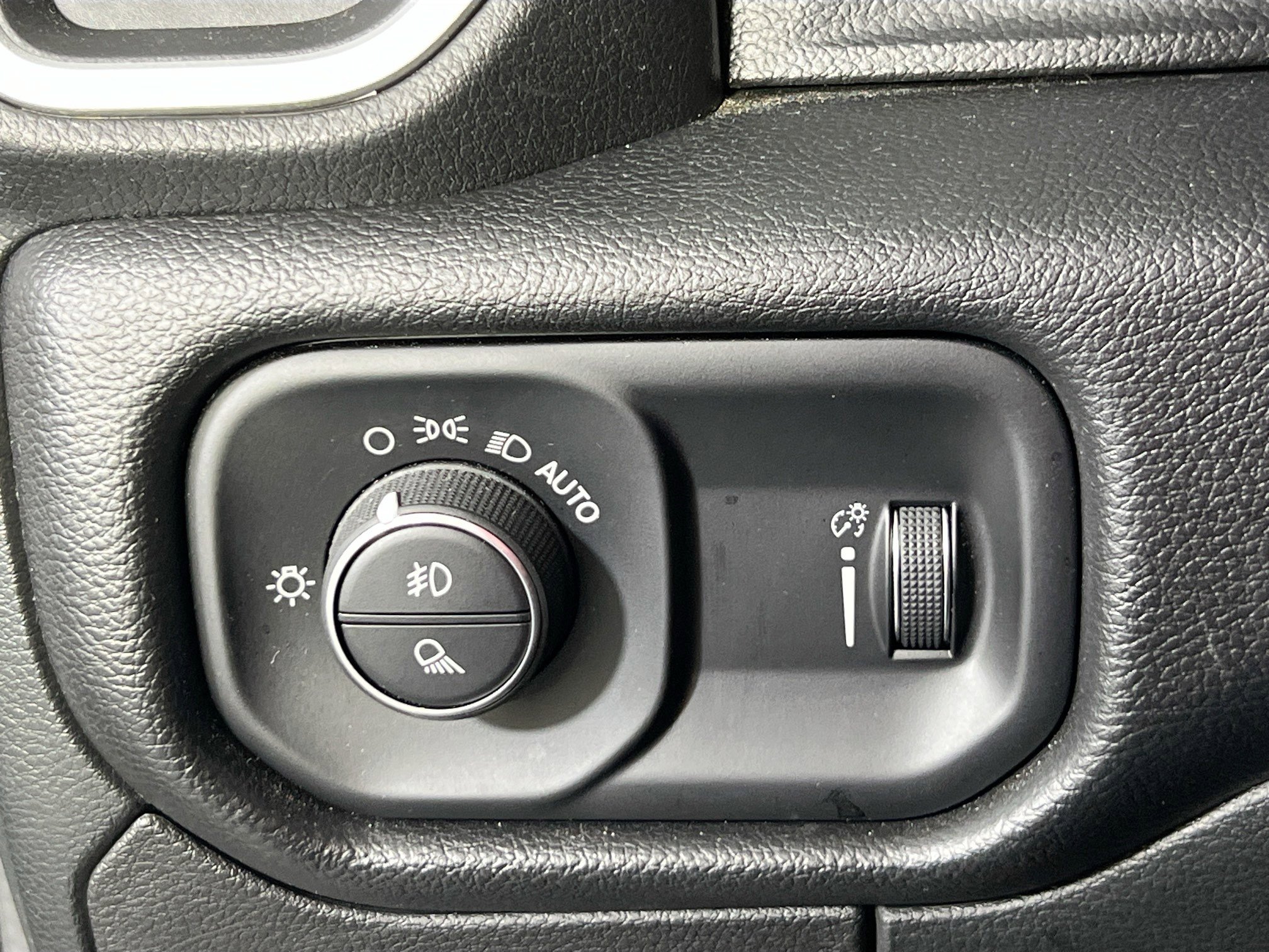 Used 2022 RAM 1500 Big Horn image 10