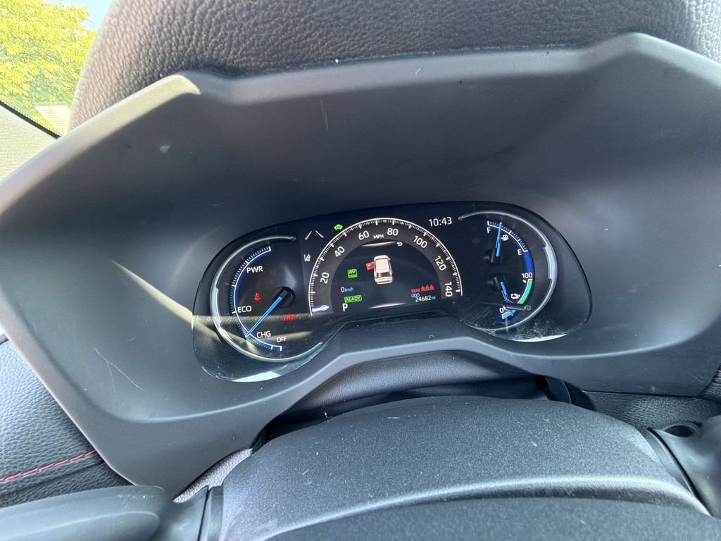 Used 2024 Toyota RAV4 SE w/ Weather & Moonroof Package AWD/4WD image 26