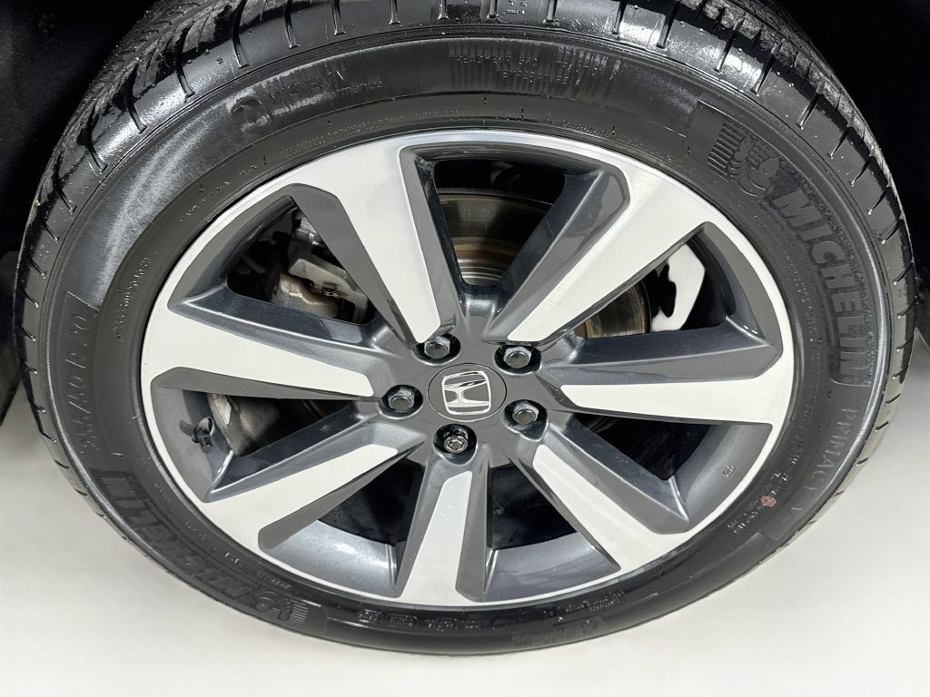 Used 2023 Honda Pilot Touring image 45
