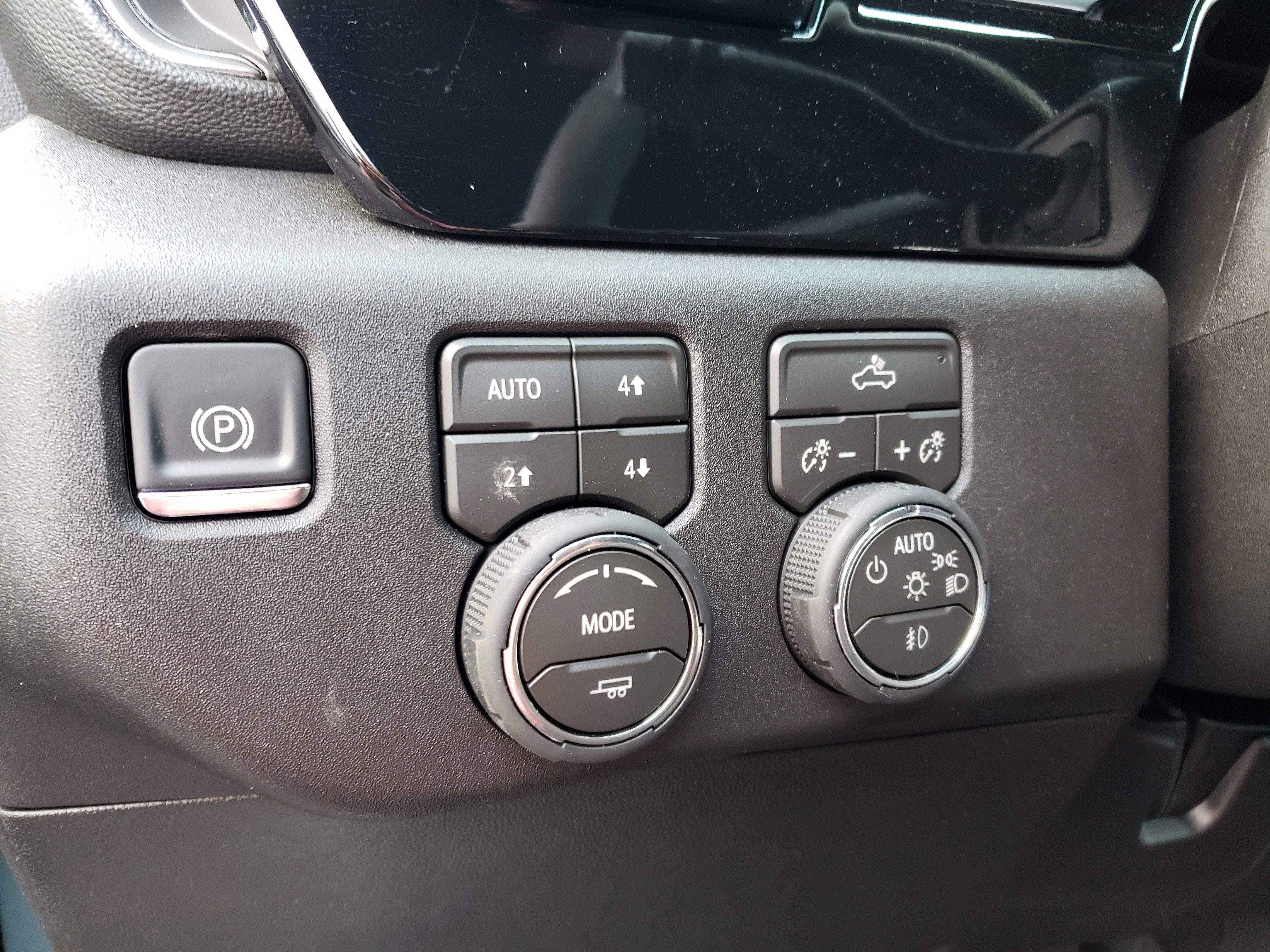 New 2026 Chevrolet Silverado 3500 LT image 18