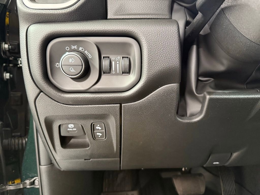 New 2026 RAM 1500 Lone Star AWD/4WD image 14