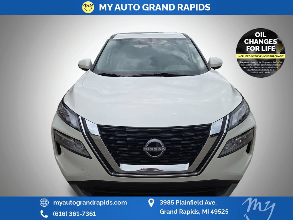 Used 2023 Nissan Rogue SV AWD/4WD image 2