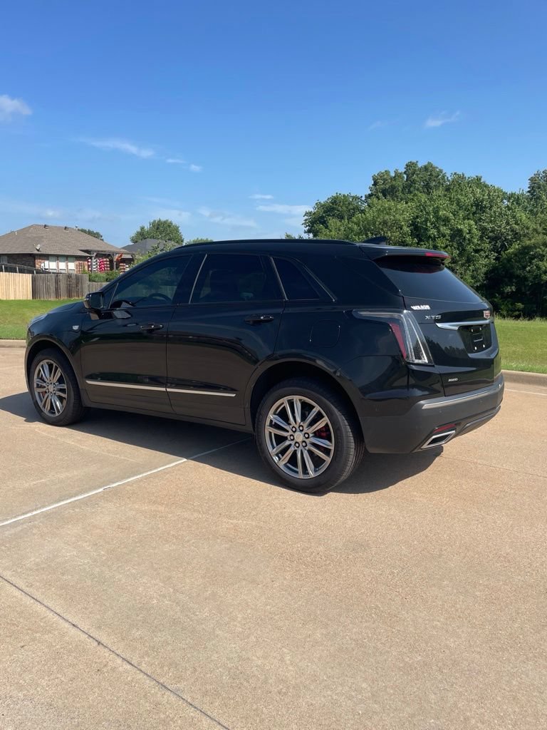 Used 2025 Cadillac XT5 Sportv w/ Technology Package AWD/4WD image 3