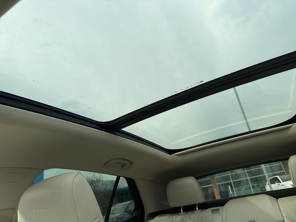 Used 2023 Buick Envision Avenir image 13