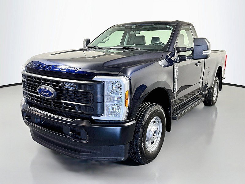 Used 2024 Ford F250 XL AWD/4WD image 3