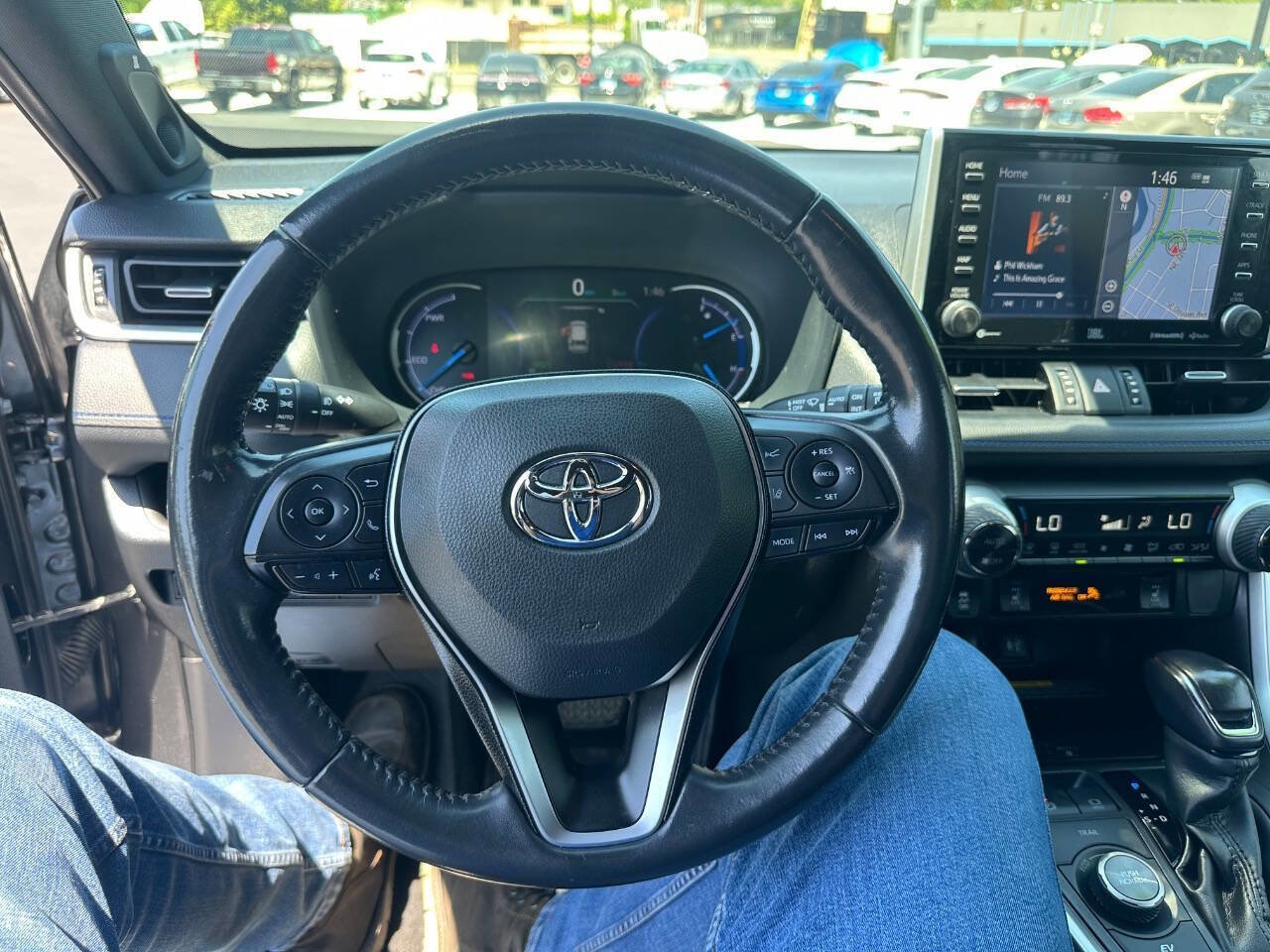 Used 2019 Toyota RAV4 XSE image 9