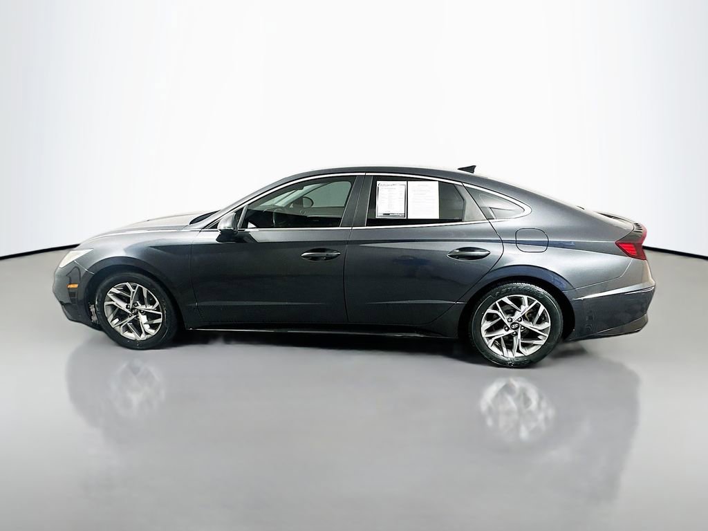 Used 2021 Hyundai Sonata SEL w/ Preferred Accessory Package image 4
