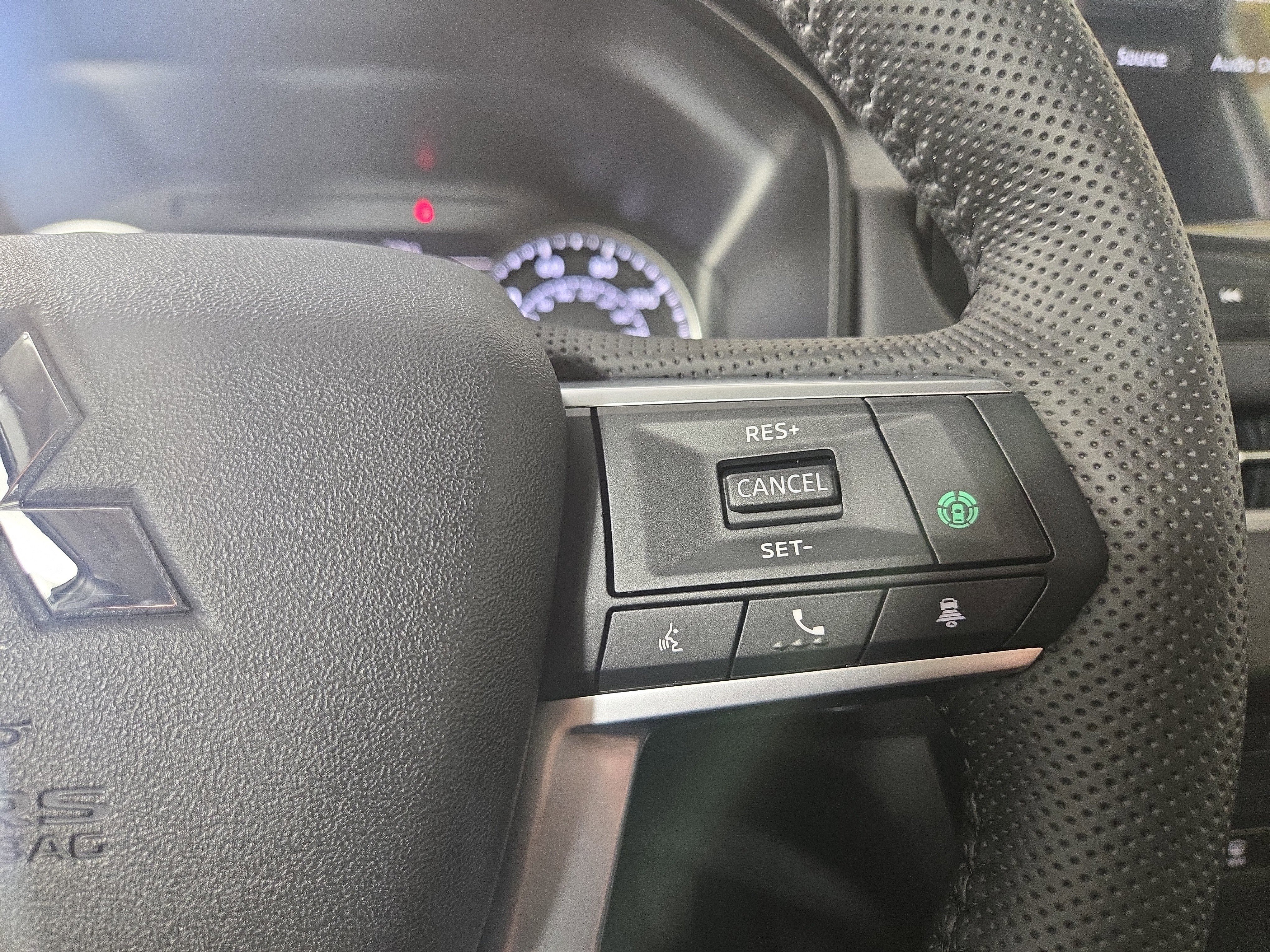 New 2026 Mitsubishi Outlander SE AWD/4WD image 16