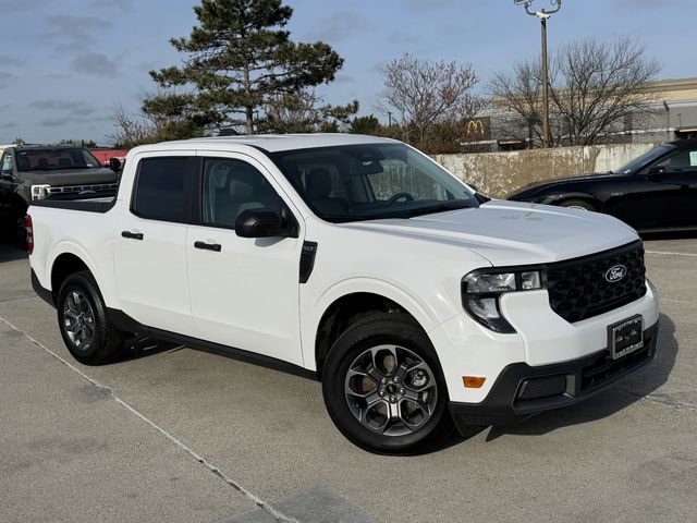 Used 2025 Ford Maverick XLT image 1