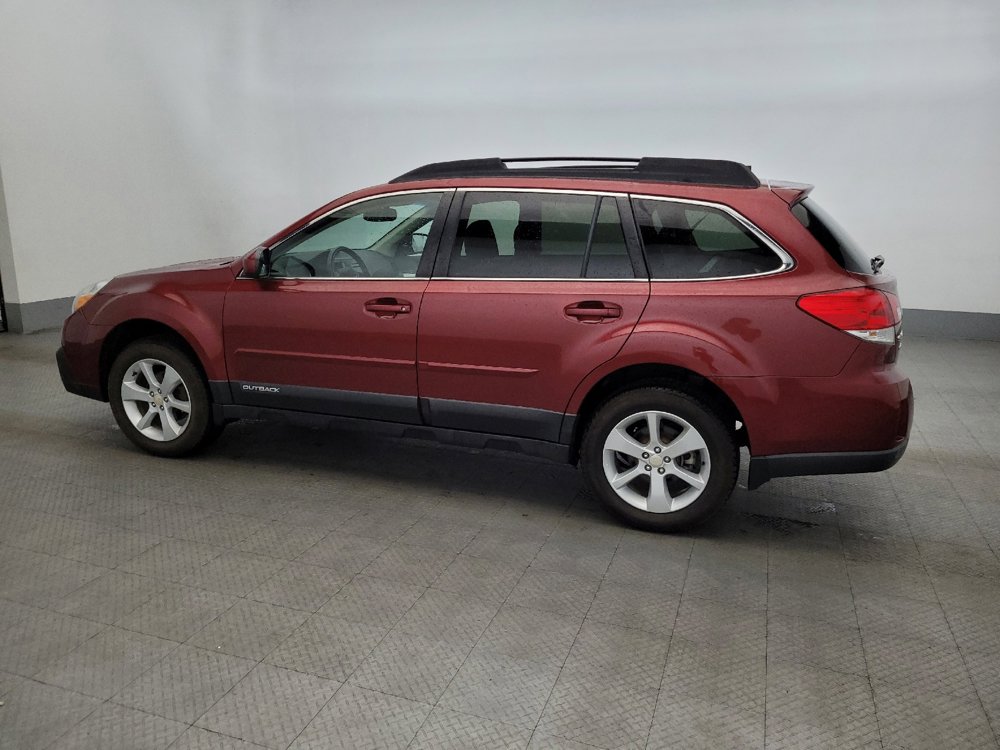 Used 2014 Subaru Outback 2.5i Premium image 3