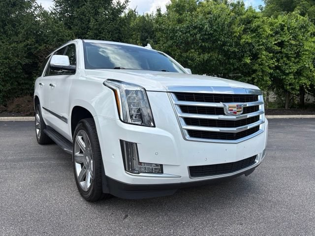 Used 2019 Cadillac Escalade Luxury AWD/4WD image 11