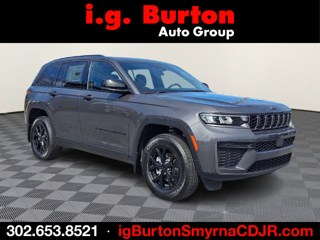 New 2026 Jeep Grand Cherokee Altitude AWD/4WD image 1