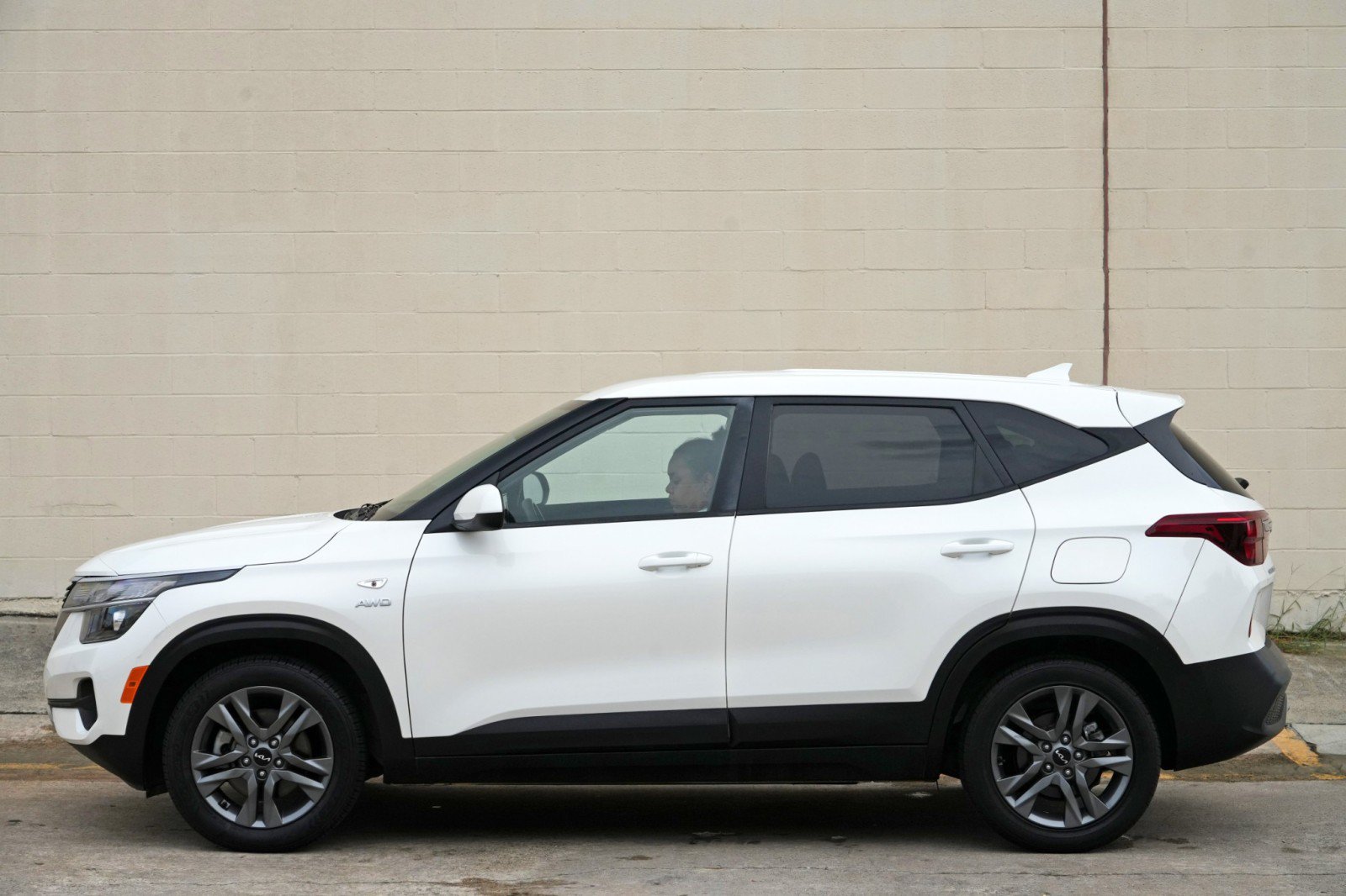 Used 2023 Kia Seltos LX AWD/4WD image 41