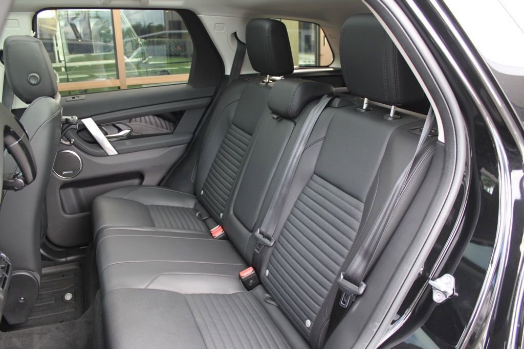 Certified 2025 Land Rover Discovery Sport S image 33