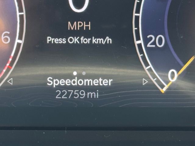 Used 2023 Jeep Grand Cherokee Altitude AWD/4WD image 19