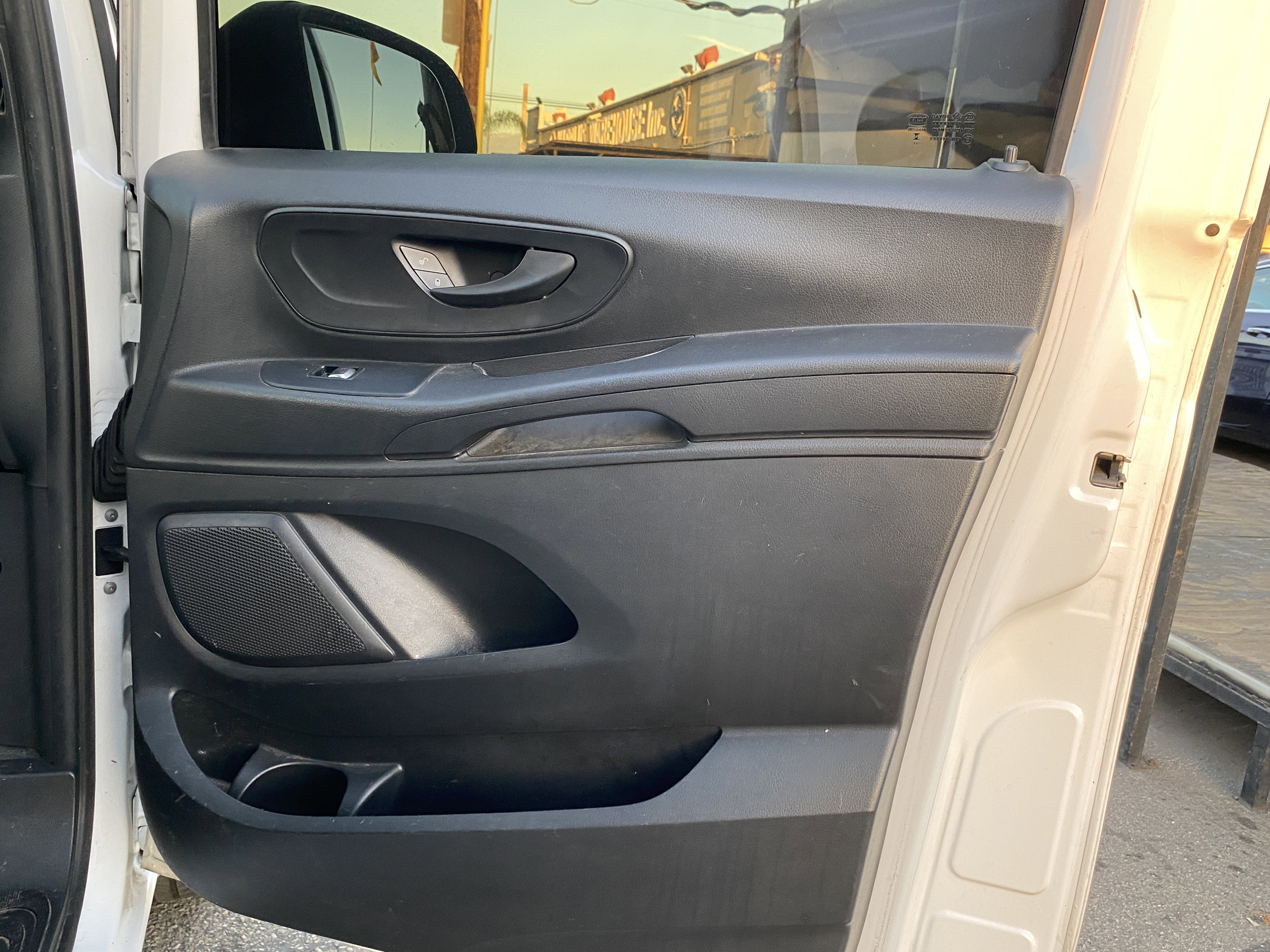 Used 2018 Mercedes-Benz Metris w/ Premium Safety Package image 18