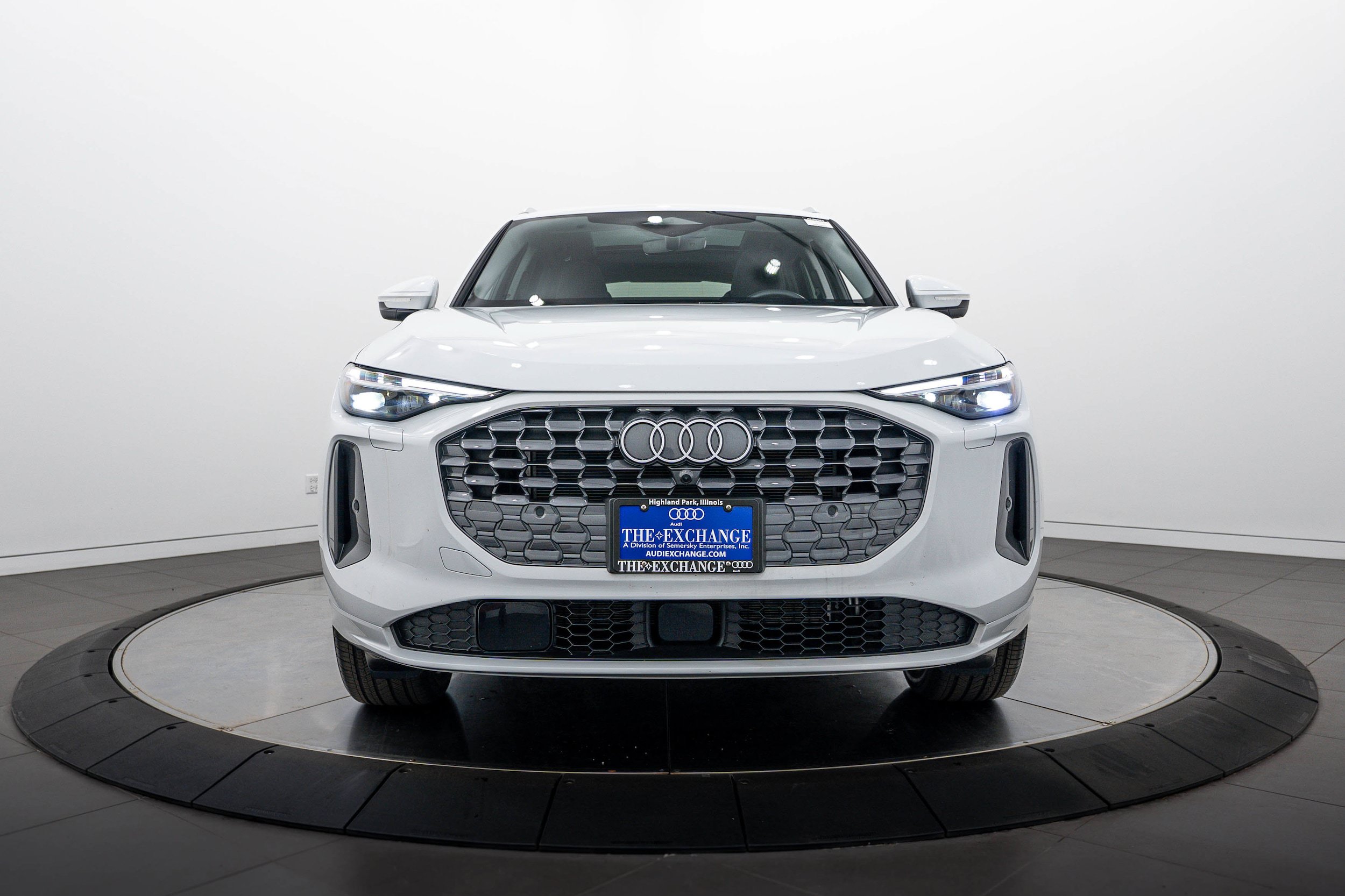 Used 2025 Audi Q5 Premium Plus AWD/4WD image 23