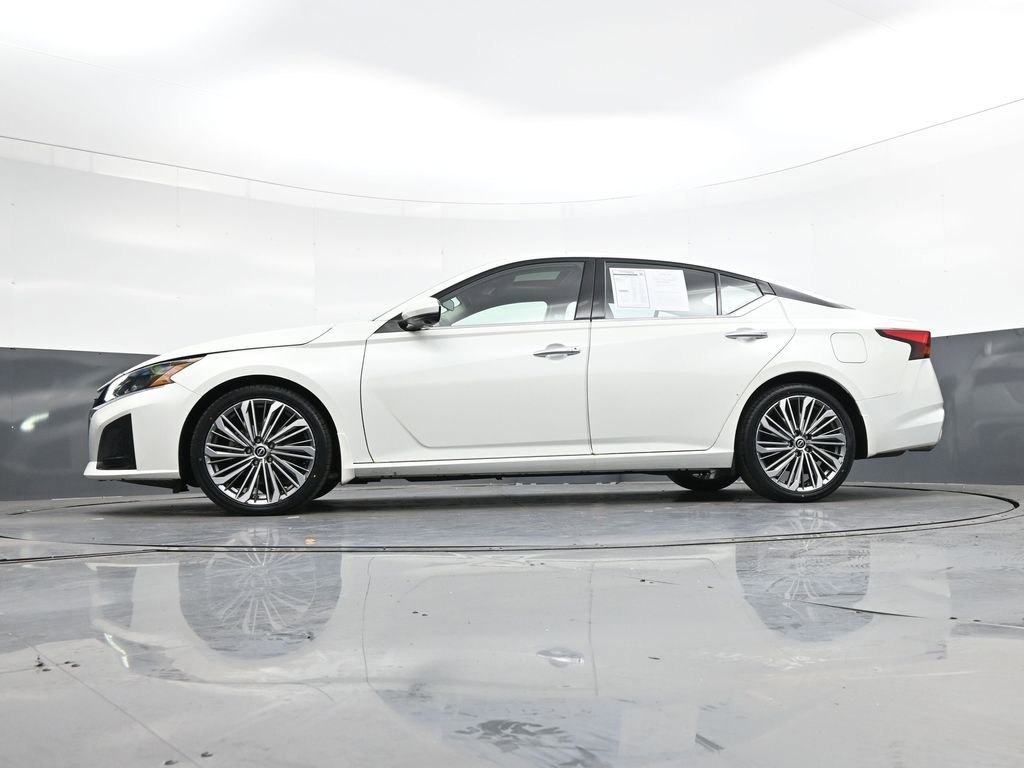 Used 2023 Nissan Altima 2.5 SL image 38