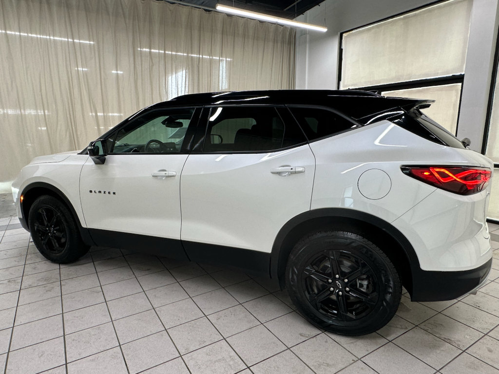 Certified 2023 Chevrolet Blazer LT w/ Midnight/Sport Edition AWD/4WD image 11