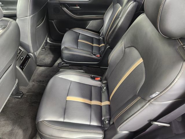 Used 2024 MAZDA CX-90 Plug-In Hybrid w/ Premium Plus image 12