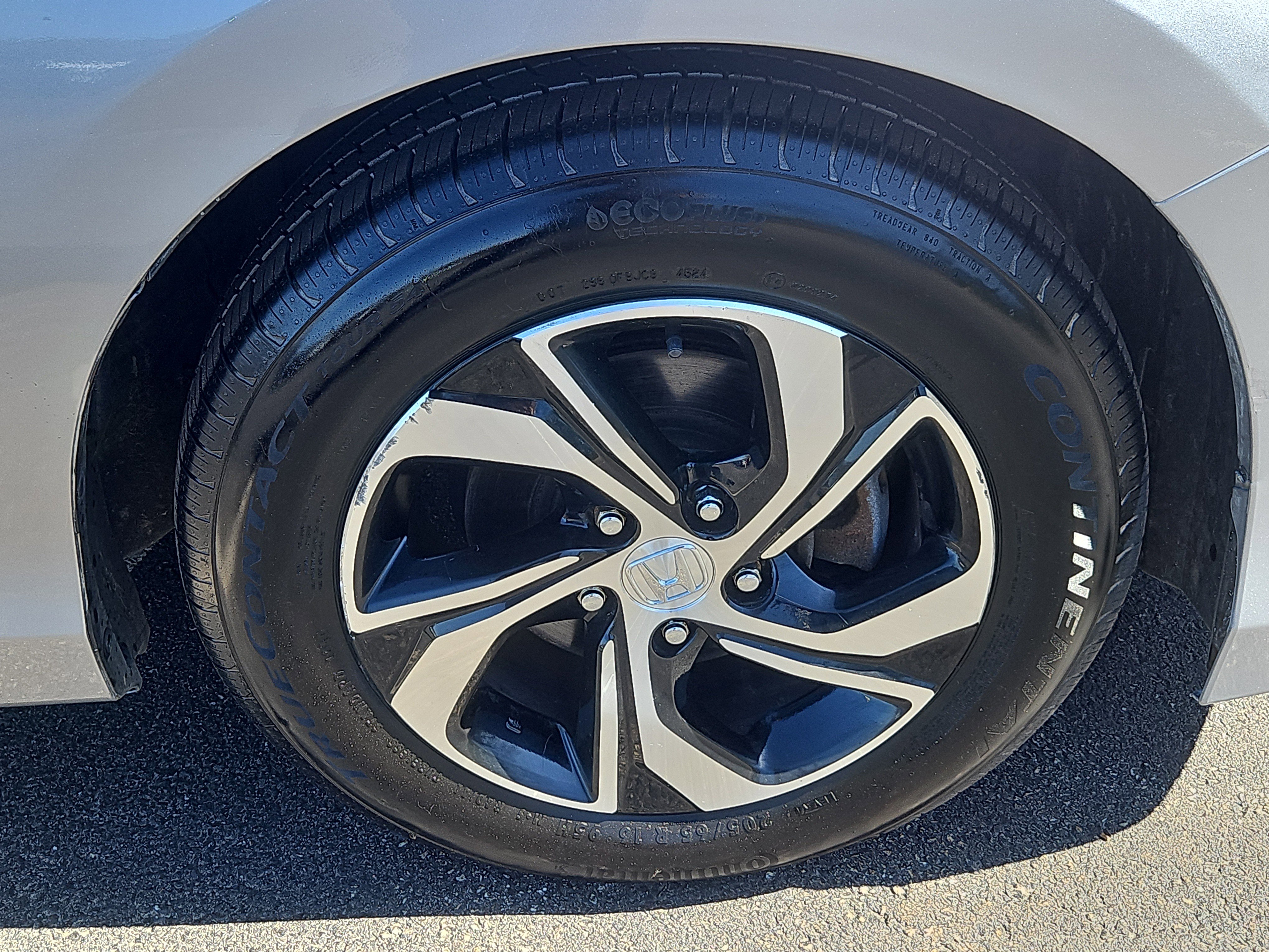 Used 2017 Honda Accord LX image 11