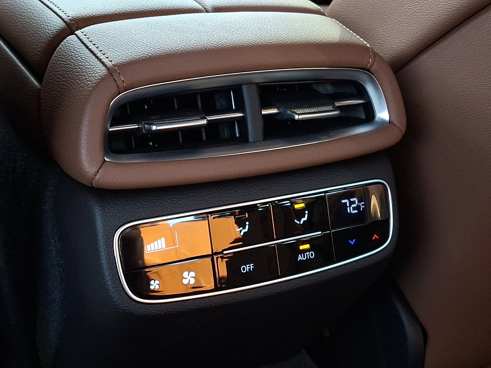 Certified 2024 Genesis G80 2.5T w/ Advanced Package image 11