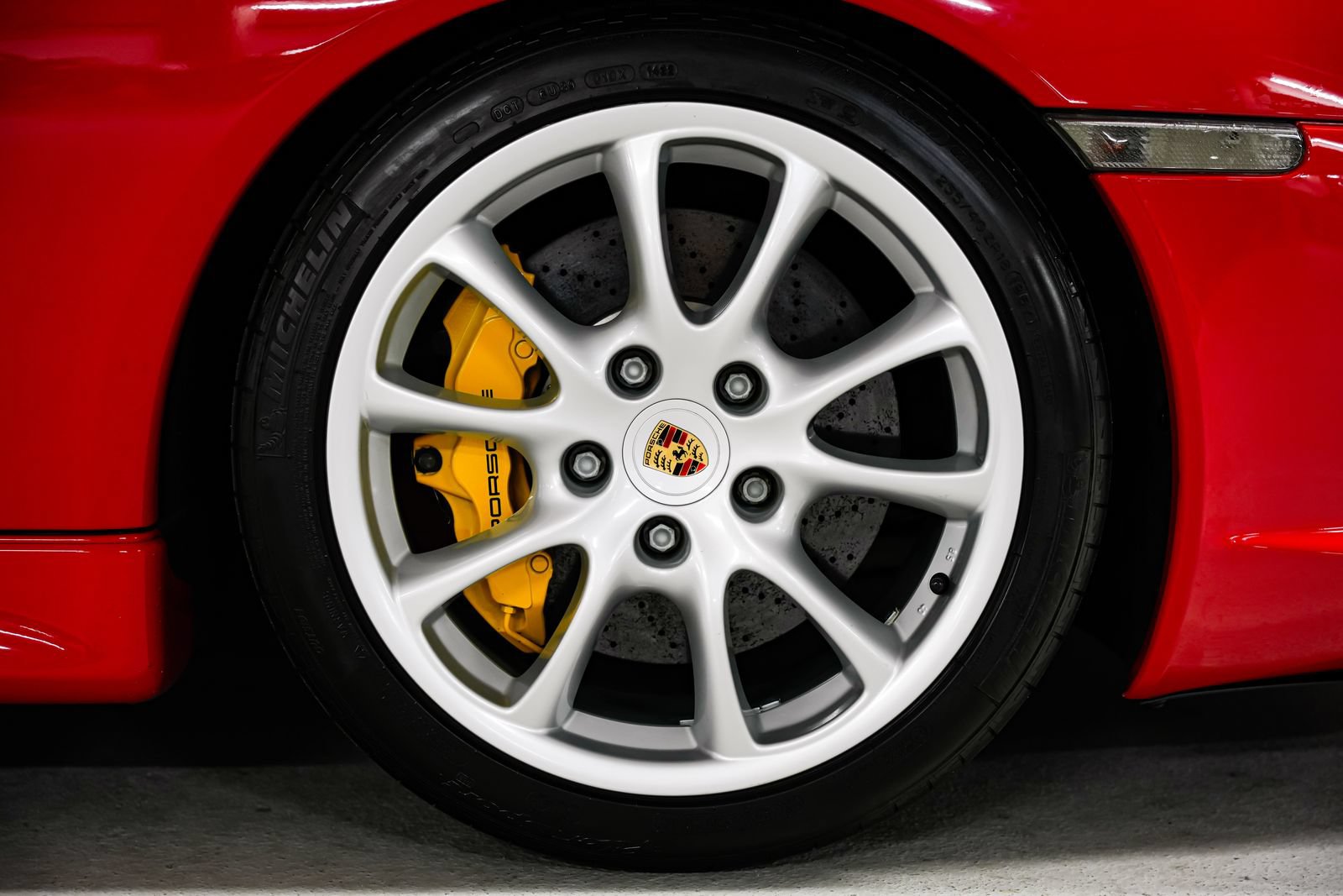 Used 2004 Porsche 911 GT3 RWD image 52
