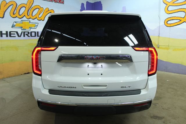 Used 2023 GMC Yukon XL SLT w/ SLT Luxury Package image 7