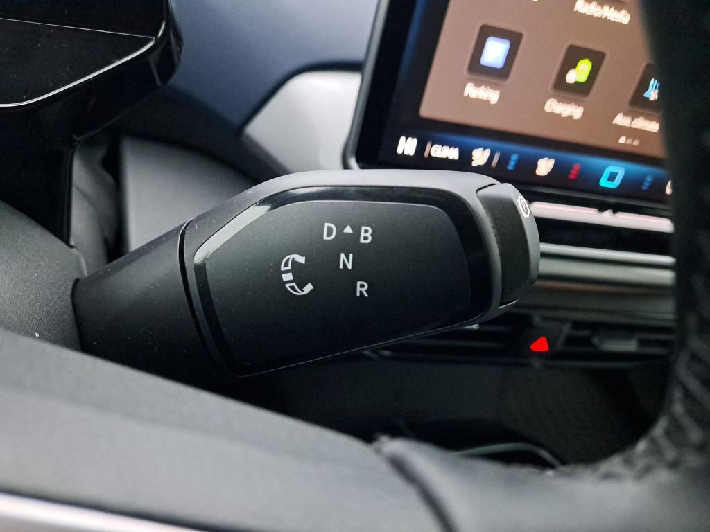 New 2025 Volkswagen ID.4 Pro S Plus image 21
