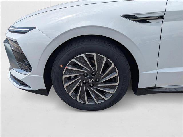 New 2025 Hyundai Sonata SEL FWD image 23