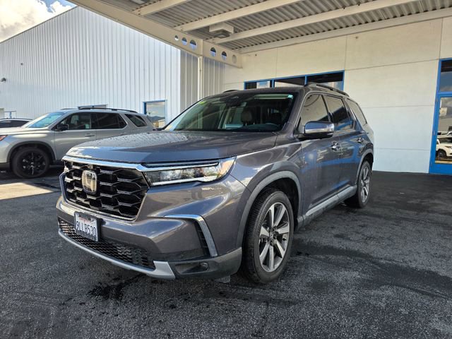 Used 2024 Honda Pilot Elite image 1