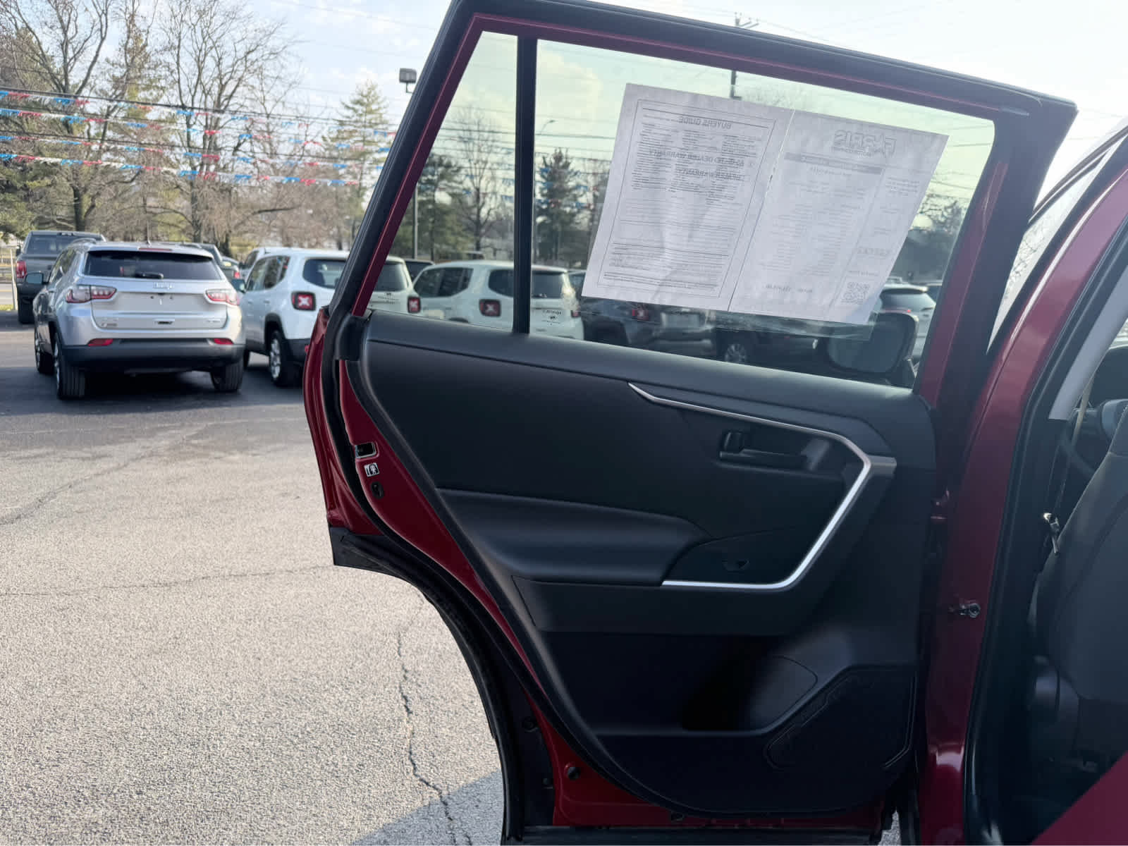 Used 2019 Toyota RAV4 LE image 12