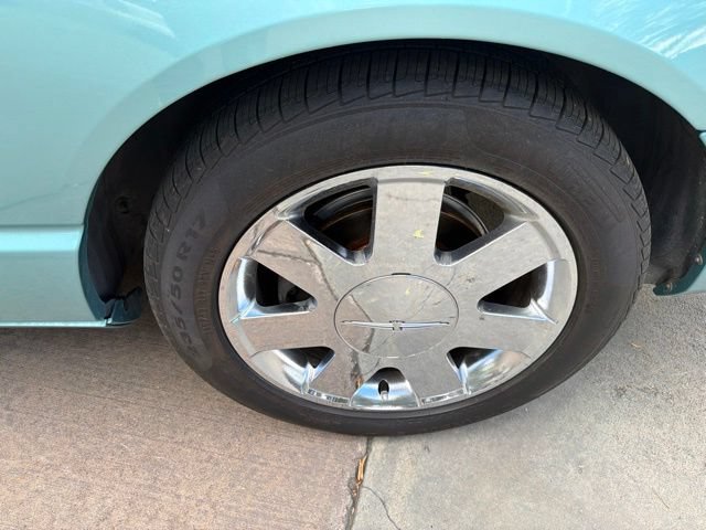 Used 2002 Ford Thunderbird RWD image 10