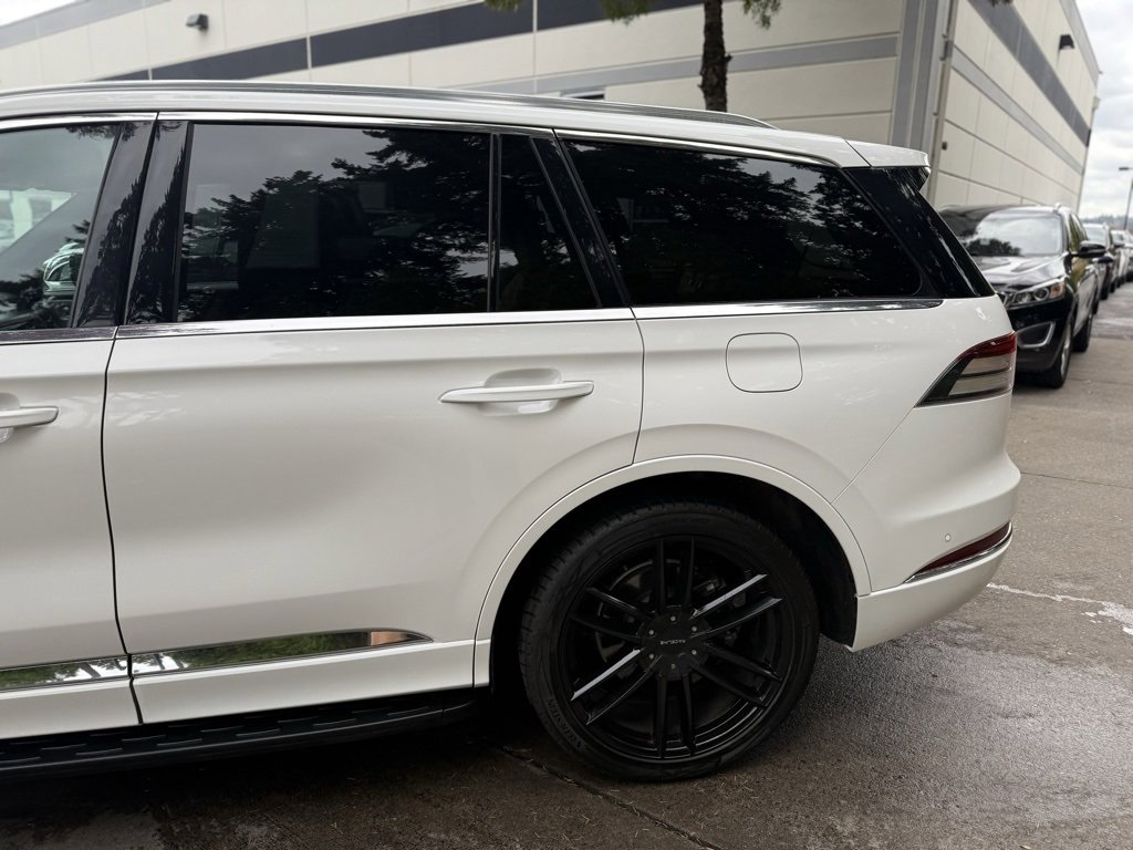 Used 2022 Lincoln Aviator Black Label w/ Dynamic Handling Package image 6