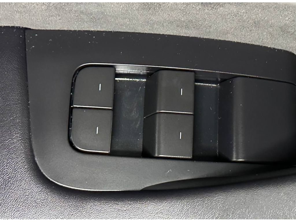 Used 2023 Tesla Model 3 Standard Range RWD image 35