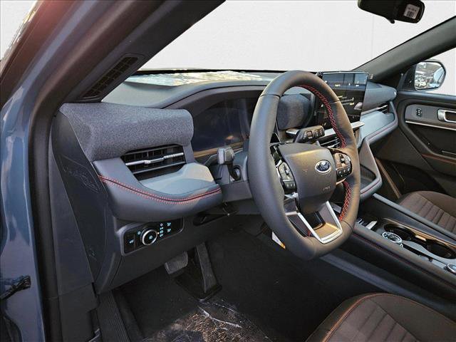 New 2025 Ford Explorer ST-Line image 3