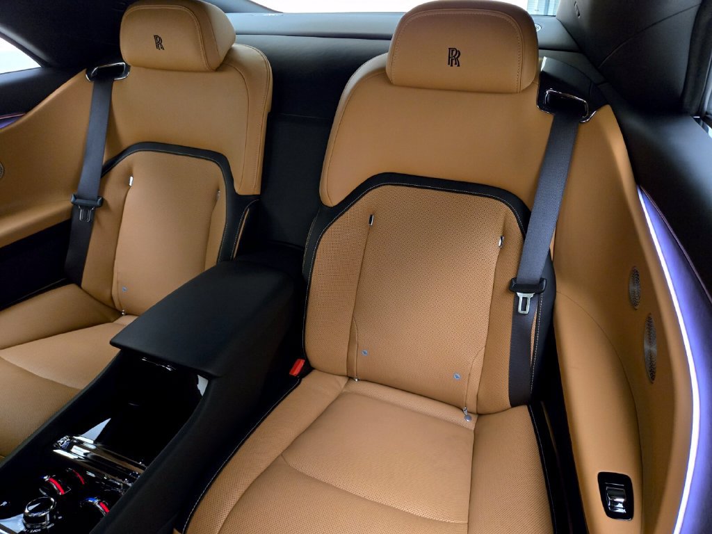Used 2024 Rolls-Royce Spectre w/ Spectre Launch Package AWD/4WD image 14