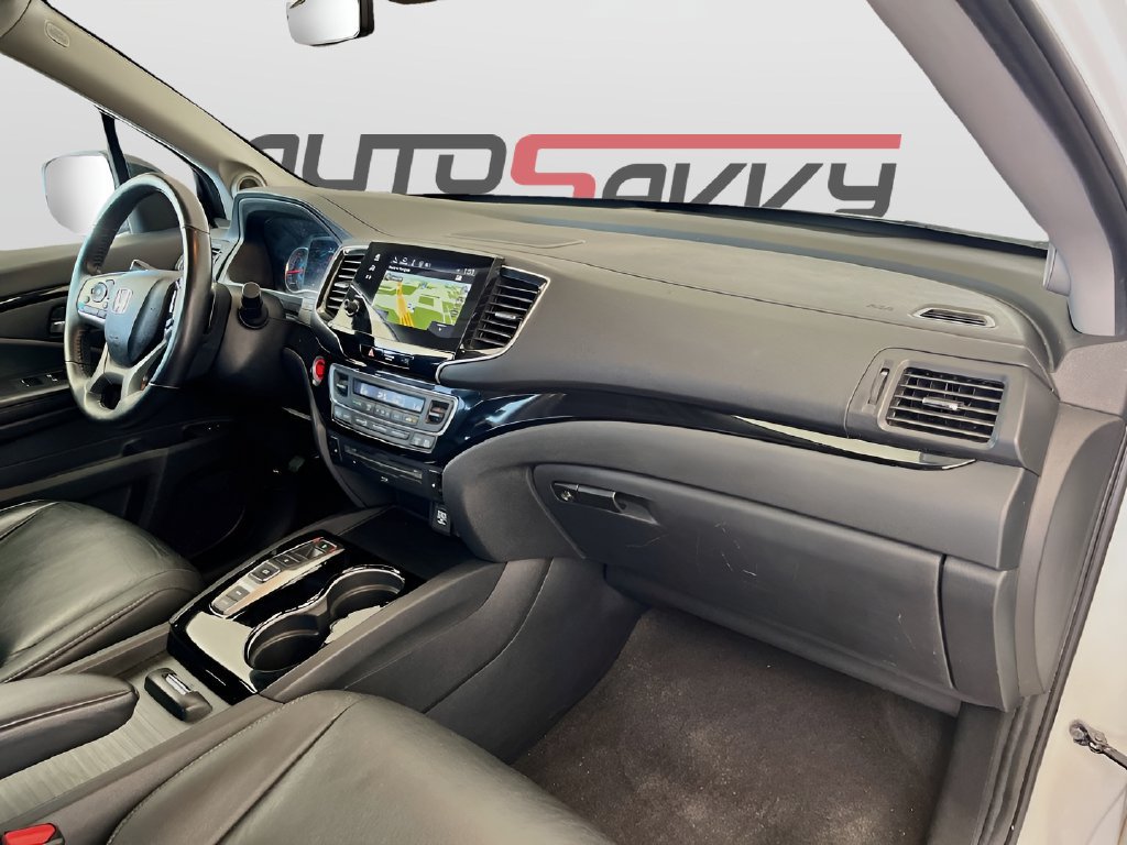 Used 2021 Honda Pilot Touring image 32