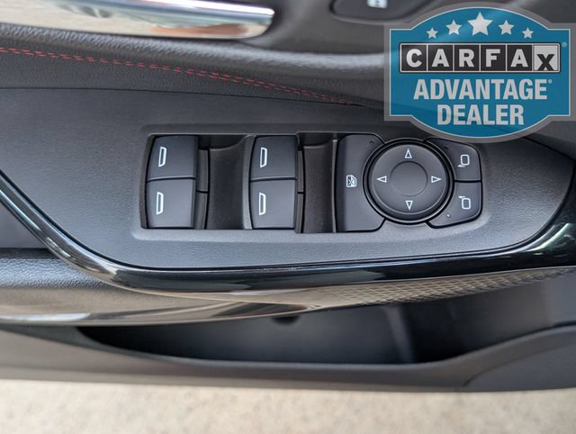 Used 2025 Chevrolet Trax RS w/ Sunroof Package FWD image 17
