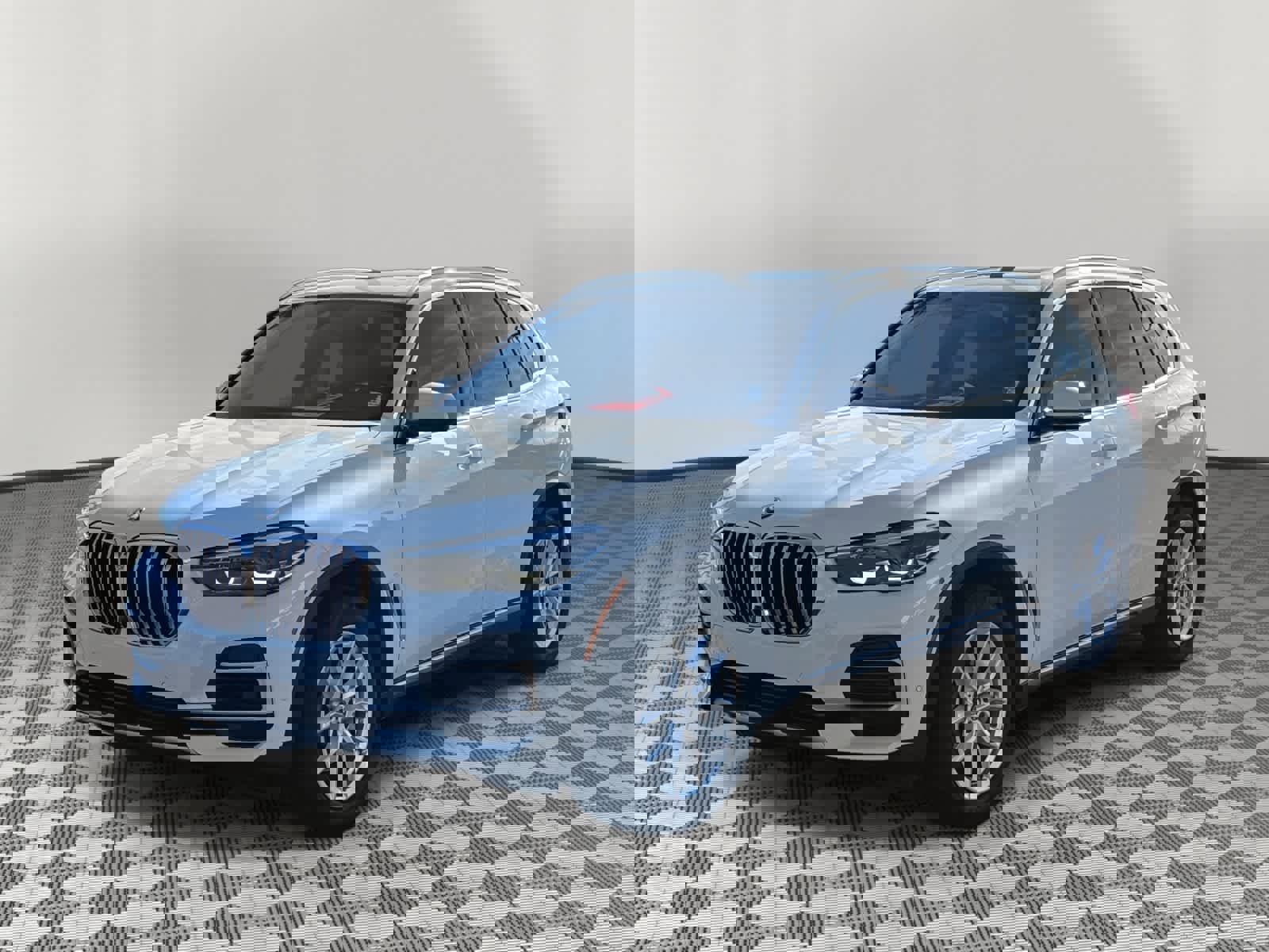 Used 2023 BMW X5 sDrive40i w/ Parking Assistance Package video 1