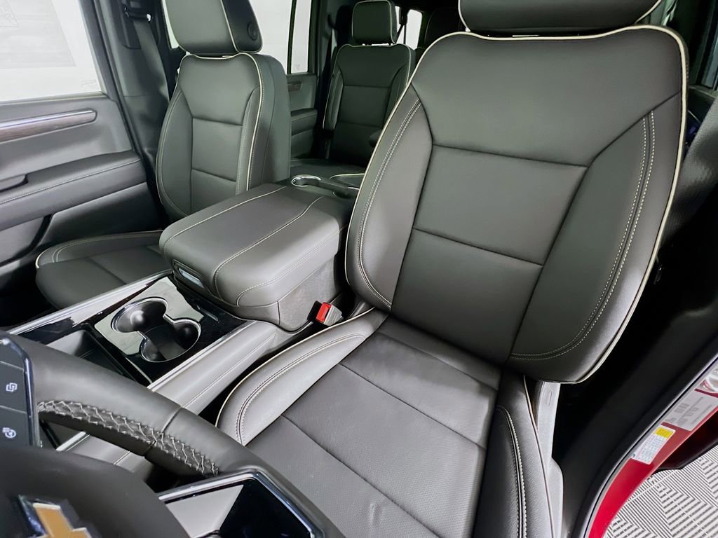 New 2026 Chevrolet Suburban Premier w/ LPO, Illumination Package image 22