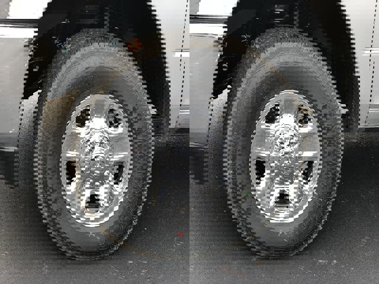 New 2026 RAM 2500 Tradesman w/ Chrome Appearance Group image 2