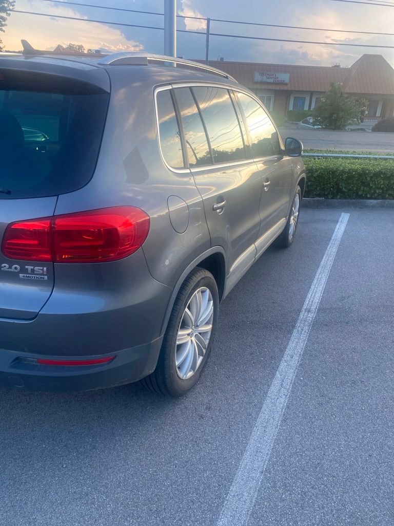 Used 2013 Volkswagen Tiguan S AWD/4WD image 3
